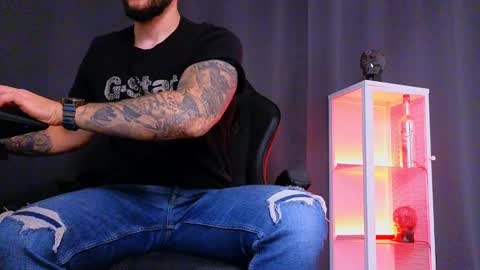 MightyAaron online show from 02/14/25, 05:41