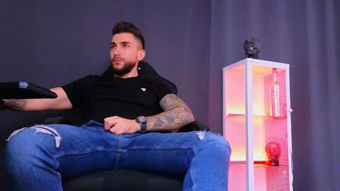 MightyAaron online show from 02/17/25, 06:09