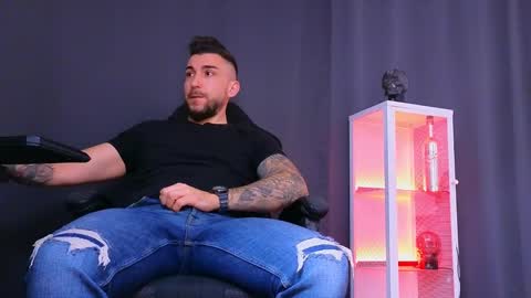 MightyAaron online show from 02/20/25, 03:45