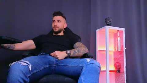 MightyAaron online show from 02/20/25, 09:55