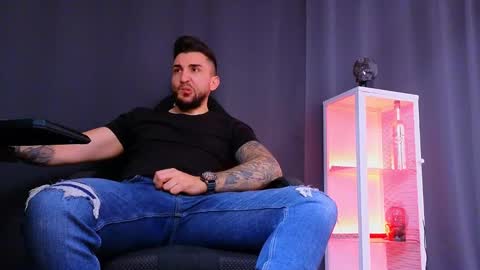 MightyAaron online show from 03/01/25, 05:42