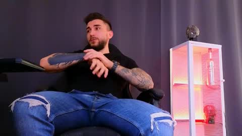 MightyAaron online show from 03/04/25, 08:46