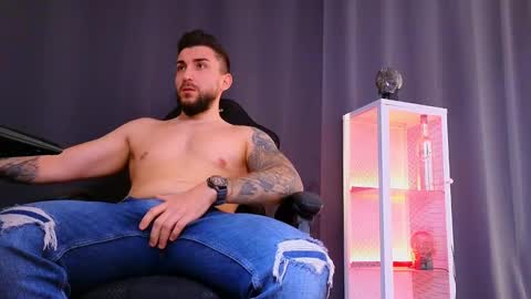 MightyAaron online show from 03/10/25, 08:37