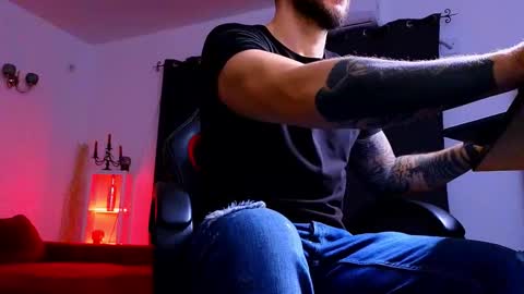 MightyAaron online show from 09/21/25, 02:24