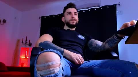 MightyAaron online show from 12/18/25, 07:36