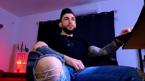 MightyAaron online show from 03/26/26, 03:34