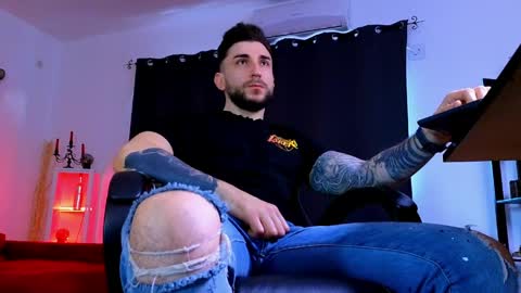 MightyAaron online show from 04/10/26, 05:12