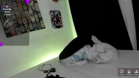 MihaAdamss online show from 11/28/25, 05:59