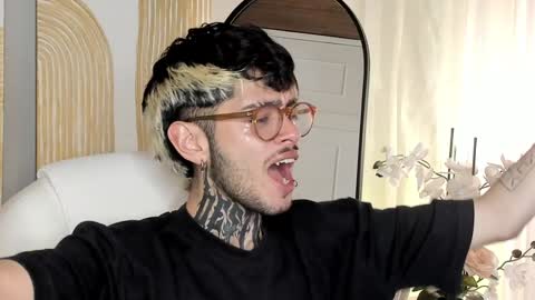 MIHAIL LEROY finally independent model online show from 01/09/25, 01:50