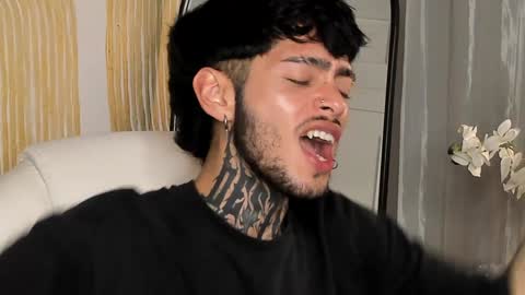 MIHAIL LEROY finally independent model online show from 02/04/25, 02:49