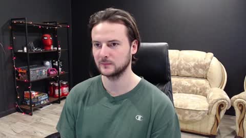 Snapshot of mihasikd chatting on 01/13/25, 12:24 Misha Winchester online show from 01/13/25, 12:24