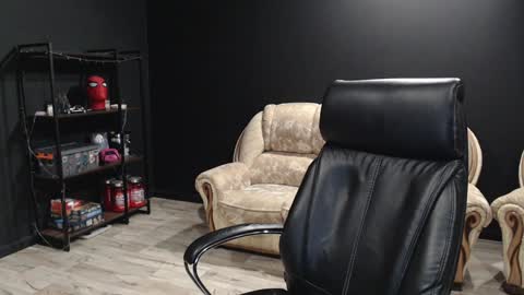 Snapshot of mihasikd chatting on 01/16/25, 04:39 Misha Winchester online show from 01/16/25, 04:39