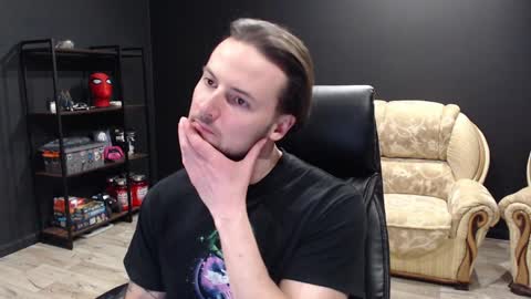 Snapshot of mihasikd chatting on 01/27/25, 05:58 Misha Winchester online show from 01/27/25, 05:58