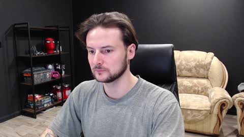 Snapshot of mihasikd chatting on 02/05/25, 06:59 Misha Winchester online show from 02/05/25, 06:59