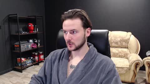 Snapshot of mihasikd chatting on 02/06/25, 08:39 Misha Winchester online show from 02/06/25, 08:39