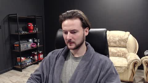 Snapshot of mihasikd chatting on 02/06/25, 11:43 Misha Winchester online show from 02/06/25, 11:43