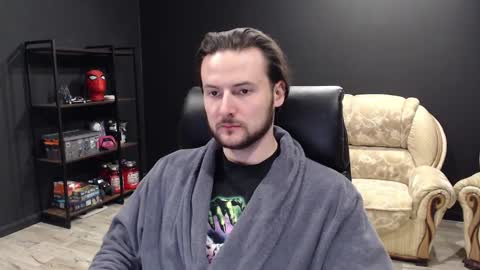 Snapshot of mihasikd chatting on 02/13/25, 08:45 Misha Winchester online show from 02/13/25, 08:45