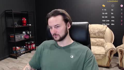 Snapshot of mihasikd chatting on 02/25/25, 03:38 Misha Winchester online show from 02/25/25, 03:38