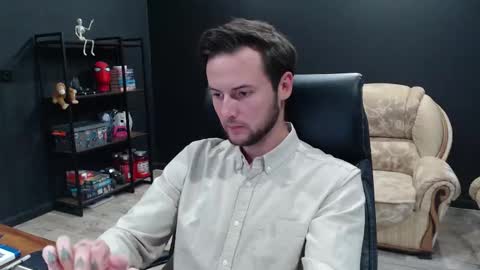 Snapshot of mihasikd chatting on 10/09/25, 12:58 Misha Winchester online show from 10/09/25, 12:58