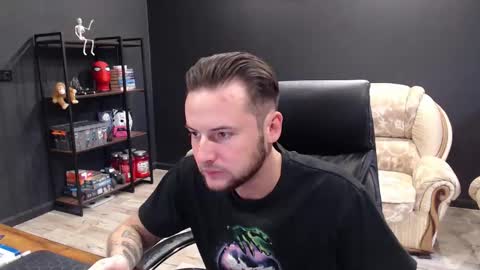 Snapshot of mihasikd chatting on 10/10/25, 11:09 Misha Winchester online show from 10/10/25, 11:09