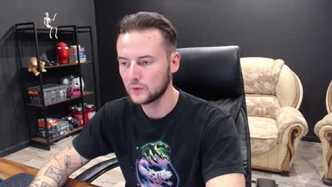 Snapshot of mihasikd chatting on 10/11/25, 09:41 Misha Winchester online show from 10/11/25, 09:41