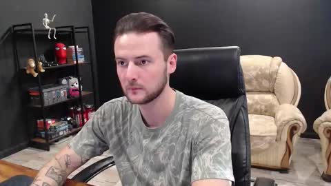 Snapshot of mihasikd chatting on 11/03/25, 10:49 Misha Winchester online show from 11/03/25, 10:49