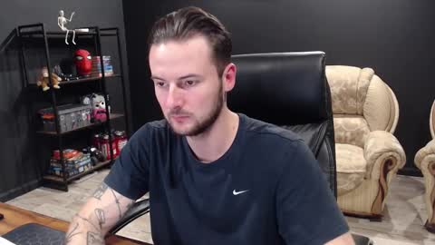 Snapshot of mihasikd chatting on 11/08/25, 01:55 Misha Winchester online show from 11/08/25, 01:55