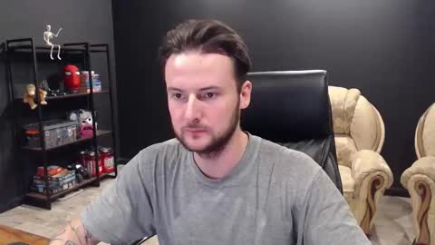 Snapshot of mihasikd chatting on 12/02/25, 07:09 Misha Winchester online show from 12/02/25, 07:09