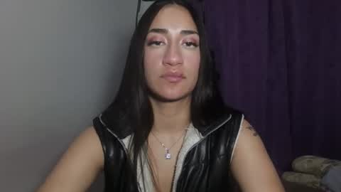 Snapshot of miia__strog chatting on 09/26/25, 07:51 Mmia  strog online show from 09/26/25, 07:51