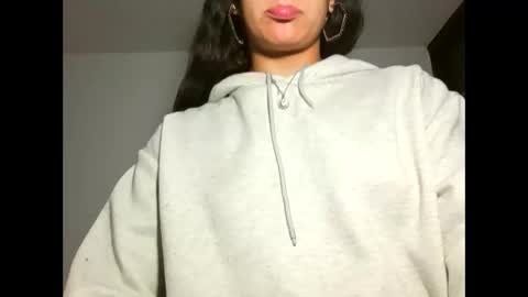 Snapshot of miia__strog chatting on 10/18/25, 09:48 Mmia  strog online show from 10/18/25, 09:48
