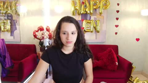 Snapshot of miia_bela chatting on 02/14/25, 10:17 Miia online show from 02/14/25, 10:17