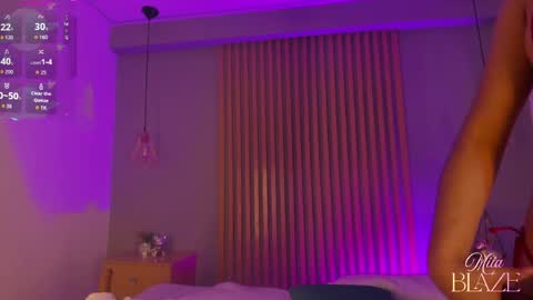 Mia online show from 04/20/26, 11:35