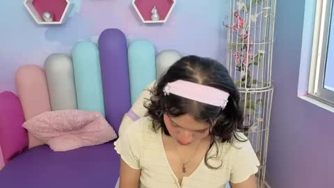 Mia Desire  online show from 04/24/26, 08:11