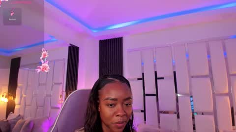 Miia Schwarz  online show from 11/08/25, 03:29