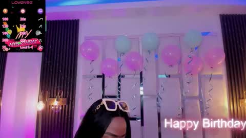 Miia Schwarz  online show from 11/29/25, 03:04