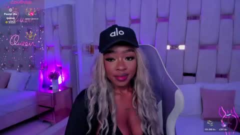 Miia Schwarz  online show from 04/13/26, 03:12