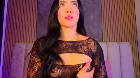 miia scoott  online show from 12/22/25, 11:51