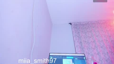 mia online show from 07/11/26, 09:27