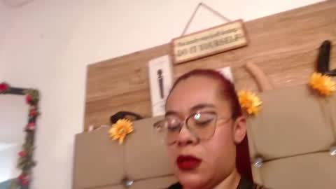 miia online show from 04/24/26, 09:28