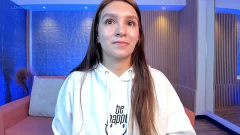 Miia 3 online show from 01/11/25, 11:56