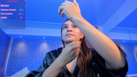 Miia 3 online show from 02/01/25, 05:47