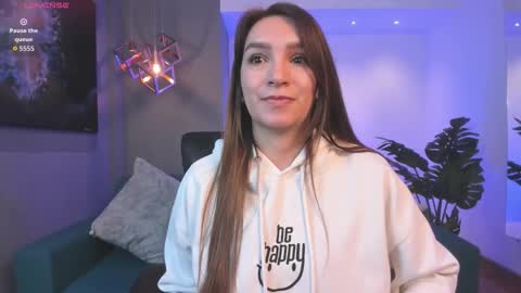 Miia 3 online show from 02/05/26, 11:59