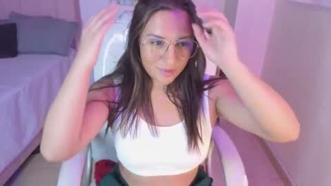 Snapshot of miia_thompson_1 chatting on 07/03/26, 07:42 M I I A online show from 07/03/26, 07:42