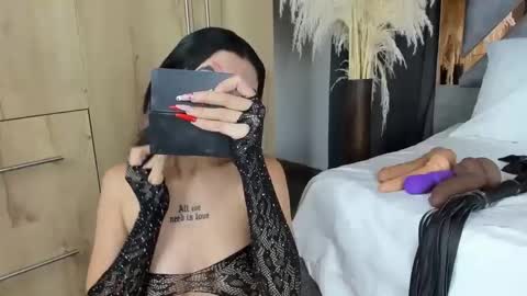 Snapshot of miiawinsters chatting on 12/13/24, 07:32 miiawinsters online show from 12/13/24, 07:32