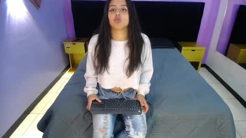 Snapshot of miilky__ chatting on 03/03/26, 03:45 Miilky online show from 03/03/26, 03:45