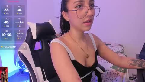 Snapshot of miiller_sofiia chatting on 02/12/26, 12:27 miiller_sofiia online show from 02/12/26, 12:27