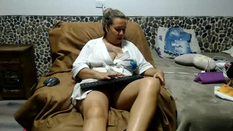 Miilu74 online show from 06/19/26, 03:00