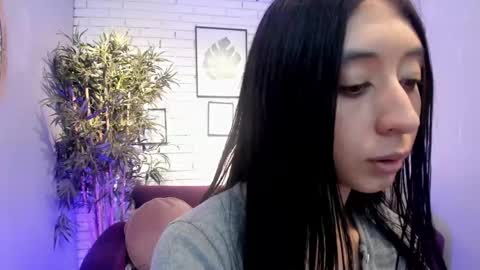 miilu  online show from 02/23/25, 06:28