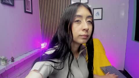 miilu  online show from 09/16/25, 03:07