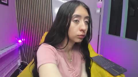 miilu  online show from 11/06/25, 04:13